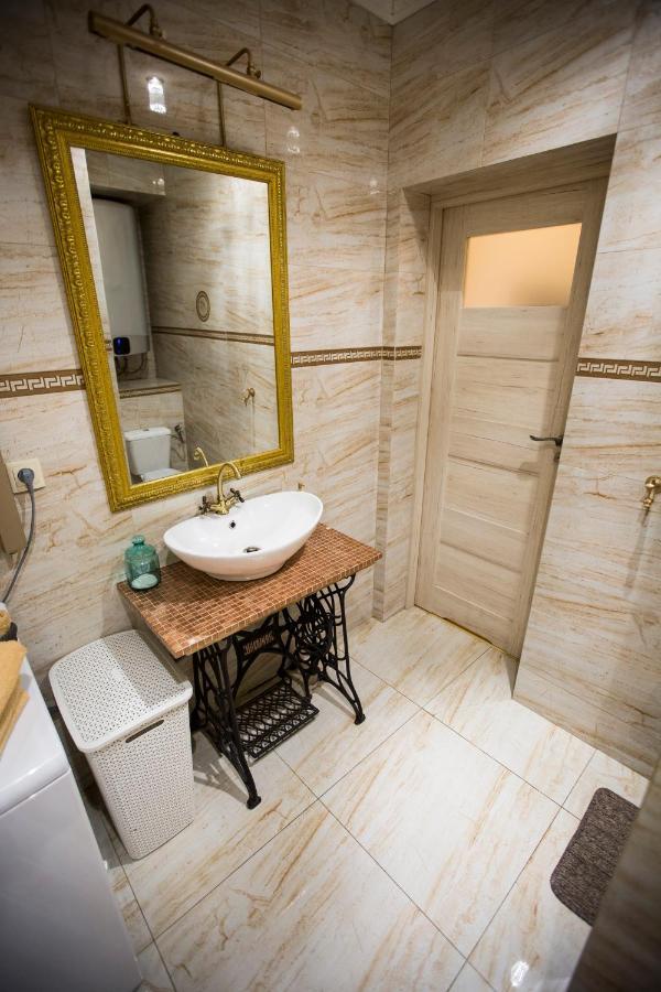 Appartement Obok Poczty Blisko Rynku à Wałbrzych Extérieur photo