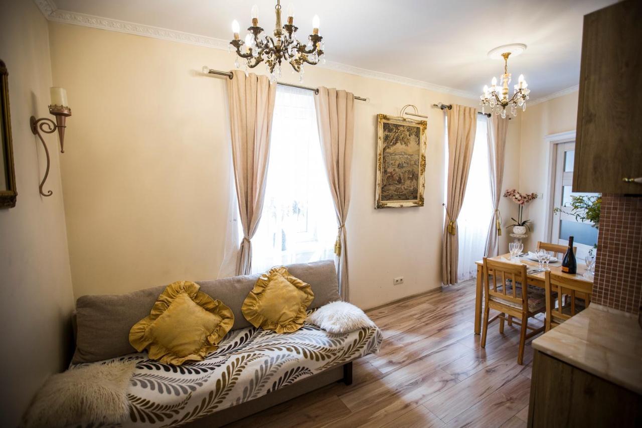 Appartement Obok Poczty Blisko Rynku à Wałbrzych Extérieur photo