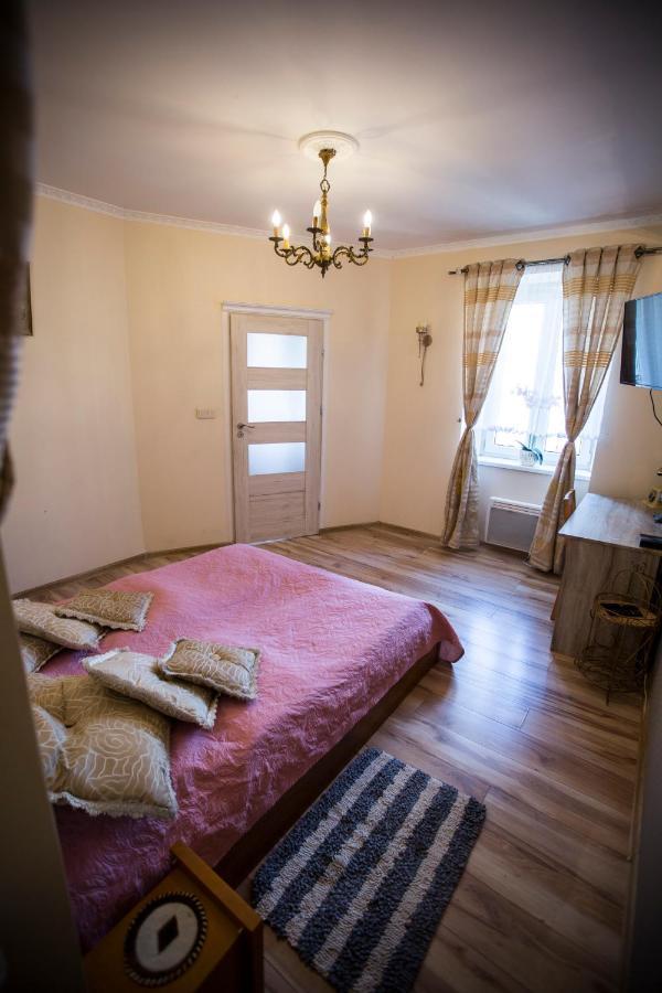 Appartement Obok Poczty Blisko Rynku à Wałbrzych Extérieur photo