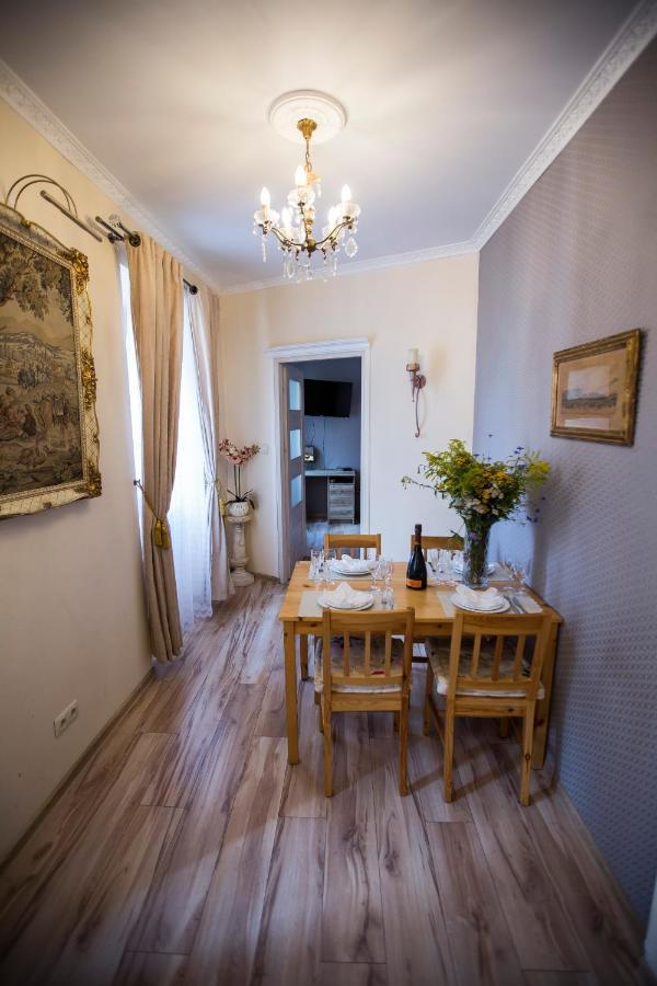 Appartement Obok Poczty Blisko Rynku à Wałbrzych Extérieur photo