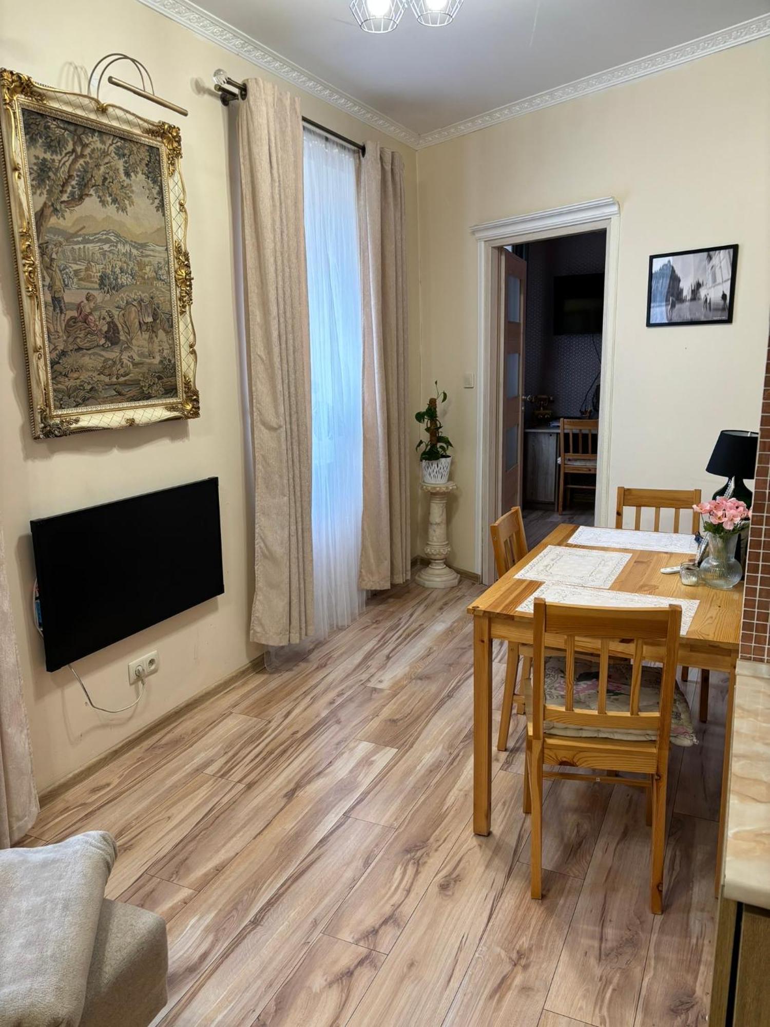 Appartement Obok Poczty Blisko Rynku à Wałbrzych Extérieur photo