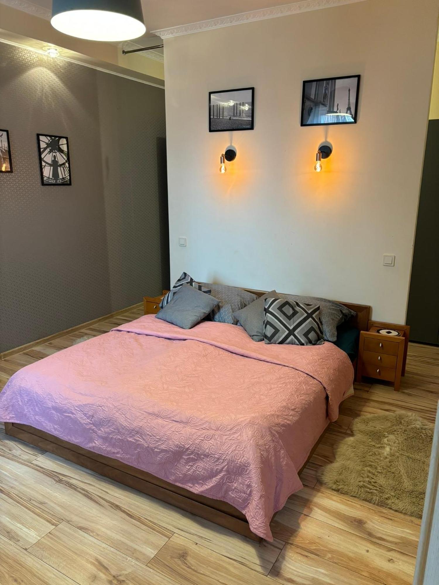 Appartement Obok Poczty Blisko Rynku à Wałbrzych Extérieur photo